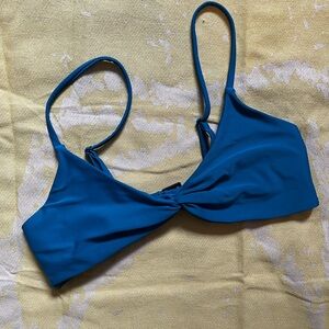 Blackbough Swim Size L Tona Bikini Top in Blue Soda